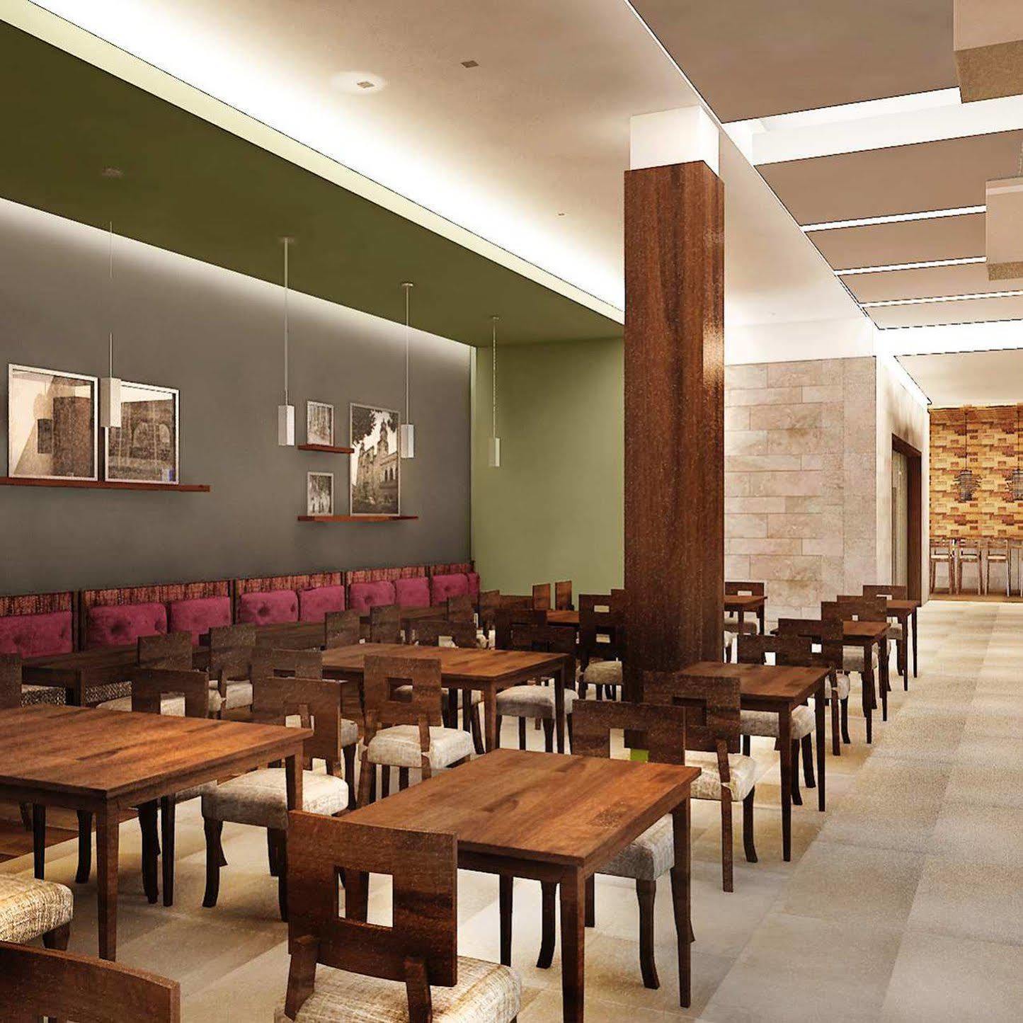 Hampton Inn By Hilton Merida Exterior photo